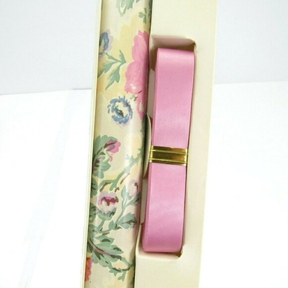 Vintage Victoria's Secret Roll Gift Wrap Ribbon Floral Flowers Wrapping Paper - Picture 1 of 5